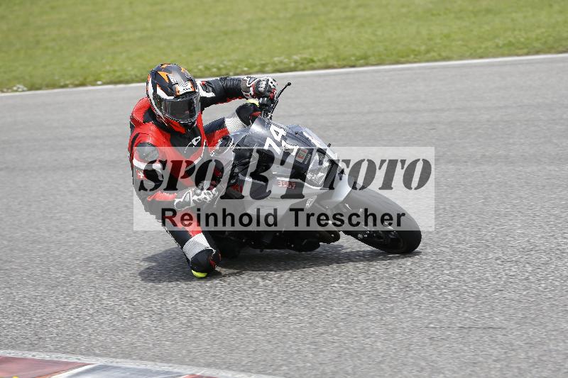 /Archiv-2024/29 12.06.2024 MOTO.CH Track Day ADR/Gruppe blau/74